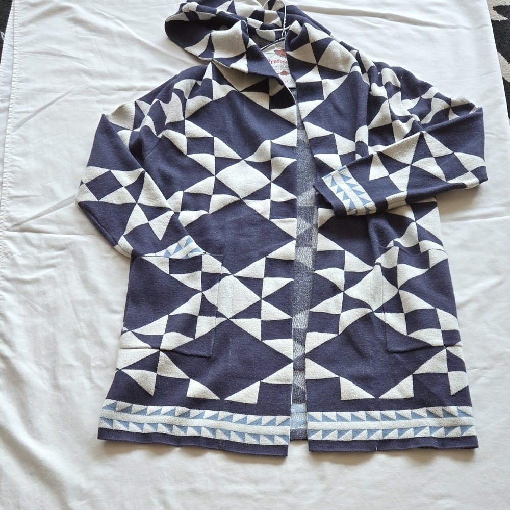 Geometric Patterned Hooded Cardigan